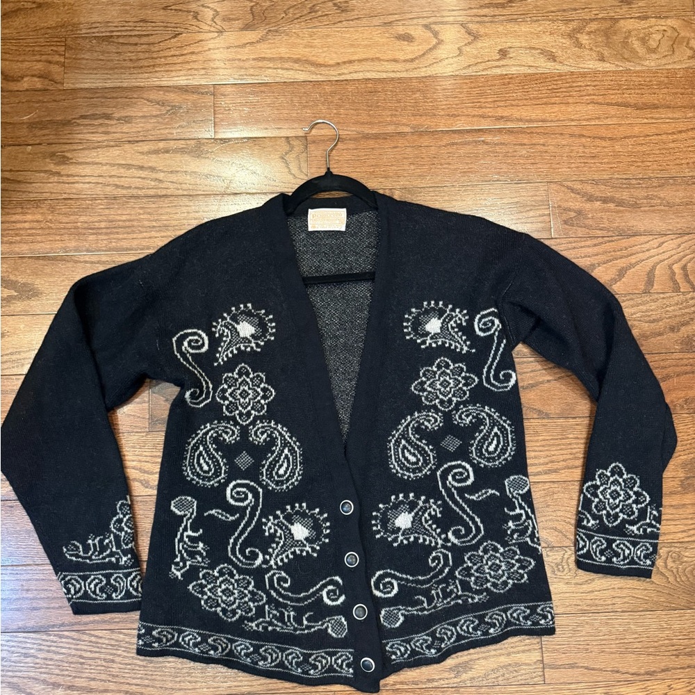 Pendleton Black And White Patterned Cardigan - image 1